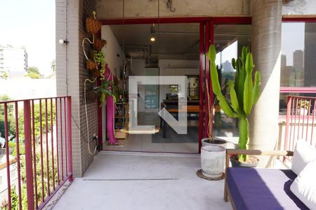 Varanda de apartamento para alugar com 1 quarto, 110m² em Jardim das Bandeiras, São Paulo