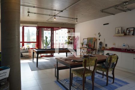 Sala de apartamento para alugar com 1 quarto, 110m² em Jardim das Bandeiras, São Paulo