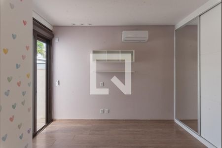 Casa de condomínio à venda com 460m², 4 quartos e 2 vagasSuíte 4