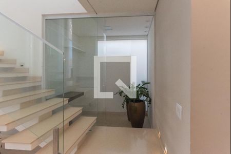 Casa de condomínio à venda com 460m², 4 quartos e 2 vagasJardim de inverno