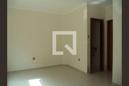 Casa à venda com 3 quartos, 180m² em Vila Lucia, São Paulo