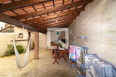 Casa à venda com 51m², 2 quartos e 1 vagaChurrasqueira