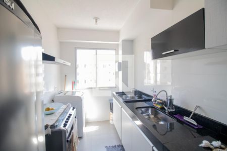 Apartamento à venda com 48m², 2 quartos e 1 vaga Apartamento à venda com 48m², 2 quartos e 1 vagaCozinha e Área de Serviço