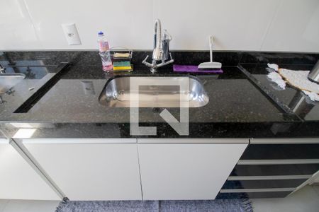 Apartamento à venda com 48m², 2 quartos e 1 vaga Apartamento à venda com 48m², 2 quartos e 1 vagaCozinha e Área de Serviço