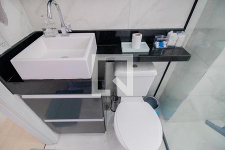 Apartamento à venda com 48m², 2 quartos e 1 vaga Apartamento à venda com 48m², 2 quartos e 1 vagaBanheiro Social