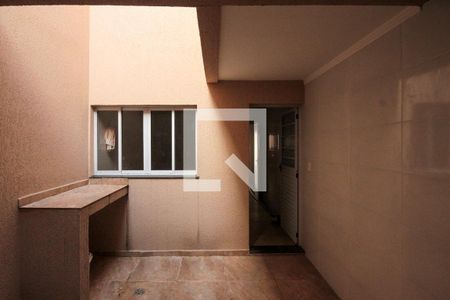 Casa à venda com 120m², 3 quartos e 2 vagasQuintal