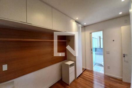 Apartamento à venda com 70m², 2 quartos e 2 vagasQuarto 2 - Suíte