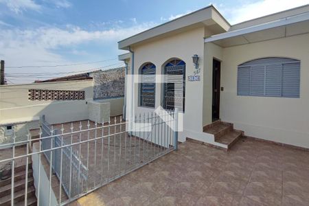 Casa à venda com 300m², 3 quartos e 1 vaga Casa à venda com 300m², 3 quartos e 1 vagaQuintal