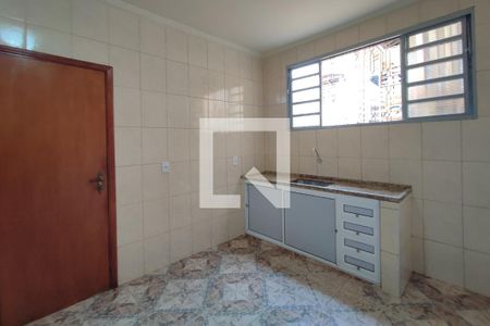 Casa à venda com 300m², 3 quartos e 1 vaga Casa à venda com 300m², 3 quartos e 1 vagaCozinha
