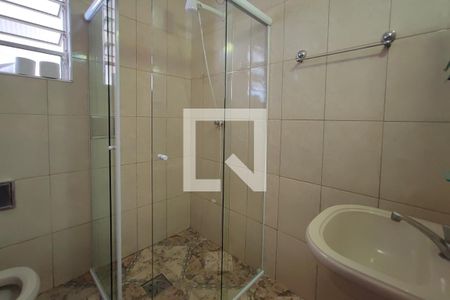 Casa à venda com 300m², 3 quartos e 1 vaga Casa à venda com 300m², 3 quartos e 1 vagaBanheiro