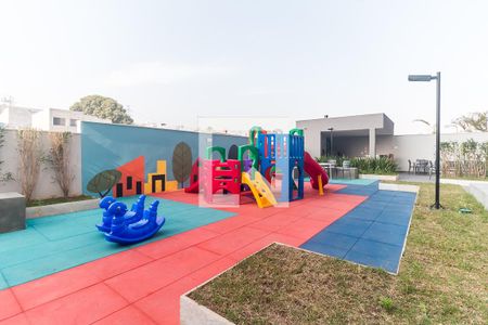 Apartamento para alugar com 42m², 2 quartos e 1 vaga Apartamento para alugar com 42m², 2 quartos e 1 vagaÁrea Comum - Playground