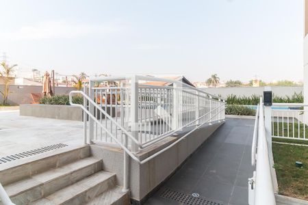 Apartamento para alugar com 42m², 2 quartos e 1 vaga Apartamento para alugar com 42m², 2 quartos e 1 vagaÁrea comum - Piscina