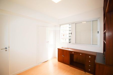 Apartamento à venda com 85m², 3 quartos e 1 vagaQuarto 2