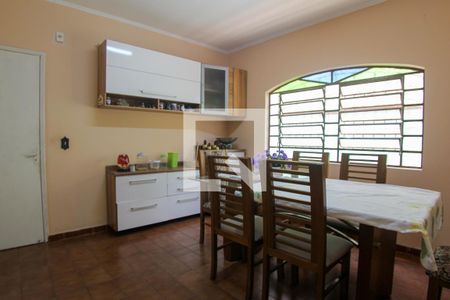 Casa à venda com 146m², 4 quartos e 2 vagasCozinha