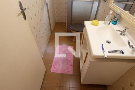 Casa à venda com 146m², 4 quartos e 2 vagasBanheiro