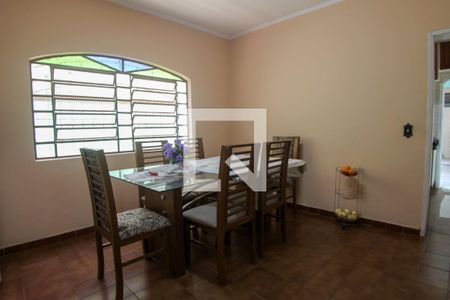 Casa à venda com 146m², 4 quartos e 2 vagasCozinha