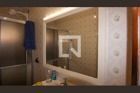 Casa à venda com 146m², 4 quartos e 2 vagasBanheiro