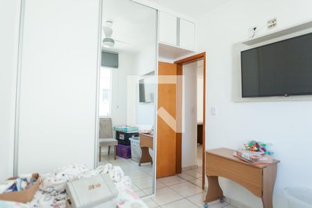 Apartamento à venda com 178m², 4 quartos e 2 vagasquarto 3
