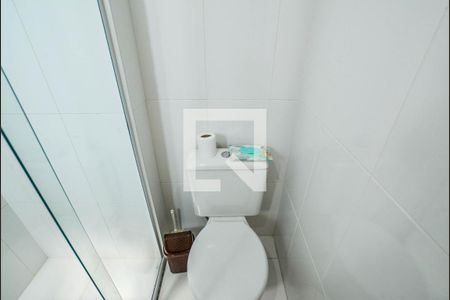 Apartamento para alugar com 59m², 2 quartos e 1 vaga Apartamento para alugar com 59m², 2 quartos e 1 vagaBanheiro da Suíte