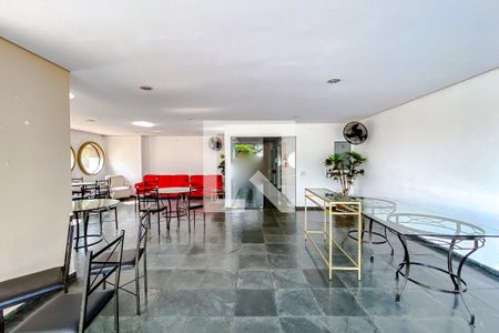 Apartamento à venda com 74m², 3 quartos e 2 vagasÁrea comum - Salão de festas