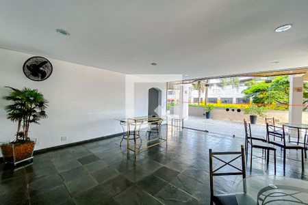Apartamento à venda com 74m², 3 quartos e 2 vagasÁrea comum - Salão de festas