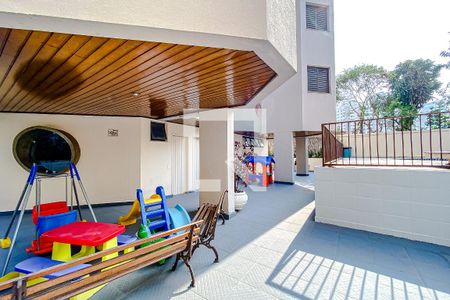 Apartamento à venda com 74m², 3 quartos e 2 vagasÁrea comum - Playground