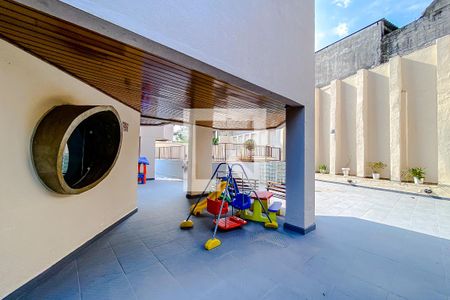 Apartamento à venda com 74m², 3 quartos e 2 vagasÁrea comum - Playground