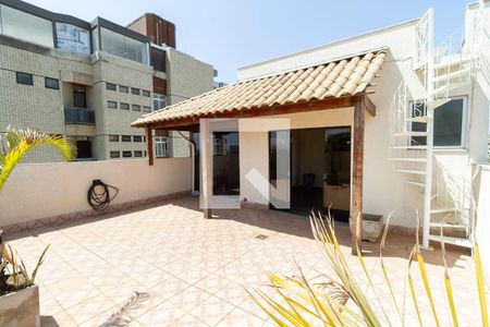 Apartamento à venda com 200m², 4 quartos e 3 vagasCobertura