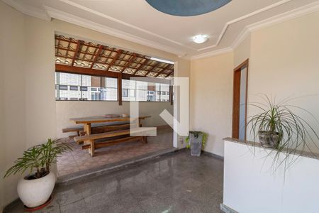 Apartamento à venda com 200m², 4 quartos e 3 vagasCobertura - Sala 2