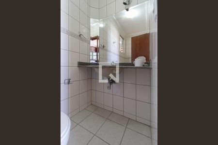 Apartamento à venda com 200m², 4 quartos e 3 vagasBanheiro da suíte 2