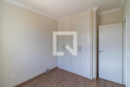 Apartamento à venda com 200m², 4 quartos e 3 vagasQuarto 2