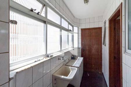 Apartamento à venda com 200m², 4 quartos e 3 vagasÁrea de serviço 