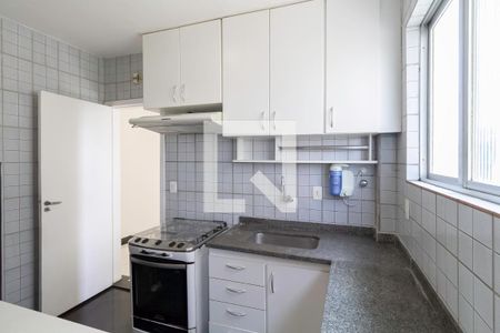 Apartamento à venda com 200m², 4 quartos e 3 vagasCozinha