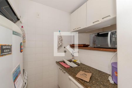 Sala/Cozinha de apartamento à venda com 1 quarto, 37m² em Morro dos Ingleses, São Paulo