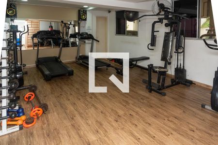 Apartamento à venda com 181m², 2 quartos e 1 vaga Apartamento à venda com 181m², 2 quartos e 1 vagaÁrea comum - Academia