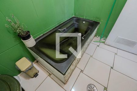 Apartamento para alugar com 134m², 2 quartos e sem vaga Apartamento para alugar com 134m², 2 quartos e sem vagaBanheiro