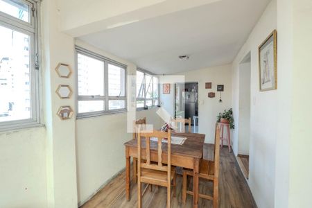 Apartamento para alugar com 134m², 2 quartos e sem vaga Apartamento para alugar com 134m², 2 quartos e sem vagaSala de Jantar