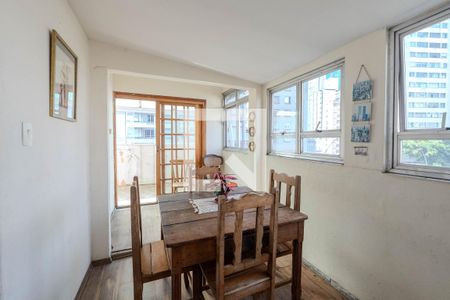 Apartamento para alugar com 134m², 2 quartos e sem vaga Apartamento para alugar com 134m², 2 quartos e sem vagaSala de Jantar