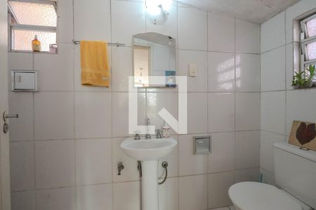 Apartamento para alugar com 134m², 2 quartos e sem vaga Apartamento para alugar com 134m², 2 quartos e sem vagaBanheiro da Suíte 1