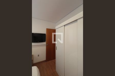 Apartamento à venda com 80m², 3 quartos e 2 vagasQuarto 1