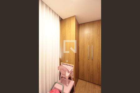 Apartamento à venda com 80m², 3 quartos e 2 vagasQuarto 2