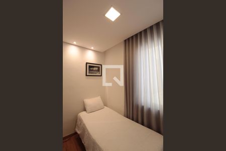 Apartamento à venda com 80m², 3 quartos e 2 vagasQuarto 1