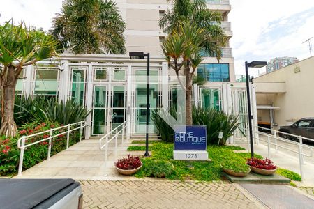 Apartamento à venda com 57m², 1 quarto e 1 vaga Apartamento à venda com 57m², 1 quarto e 1 vagaFachada