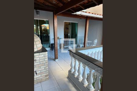 Casa à venda com 240m², 3 quartos e 4 vagasÁrea Externa