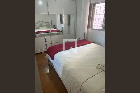 Casa à venda com 240m², 3 quartos e 4 vagasQuarto