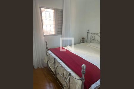 Casa à venda com 240m², 3 quartos e 4 vagasQuarto