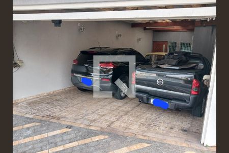 Casa à venda com 240m², 3 quartos e 4 vagasGaragem
