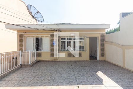 Casa à venda com 300m², 5 quartos e 6 vagas Casa à venda com 300m², 5 quartos e 6 vagasFachada