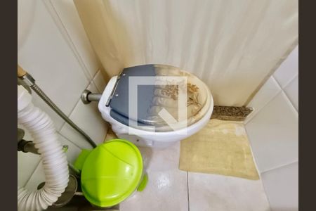 Apartamento à venda com 110m², 3 quartos e sem vaga Apartamento à venda com 110m², 3 quartos e sem vagaBanheiro serviço