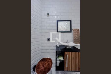 Lavabo de casa à venda com 2 quartos, 90m² em Vila Monumento, São Paulo